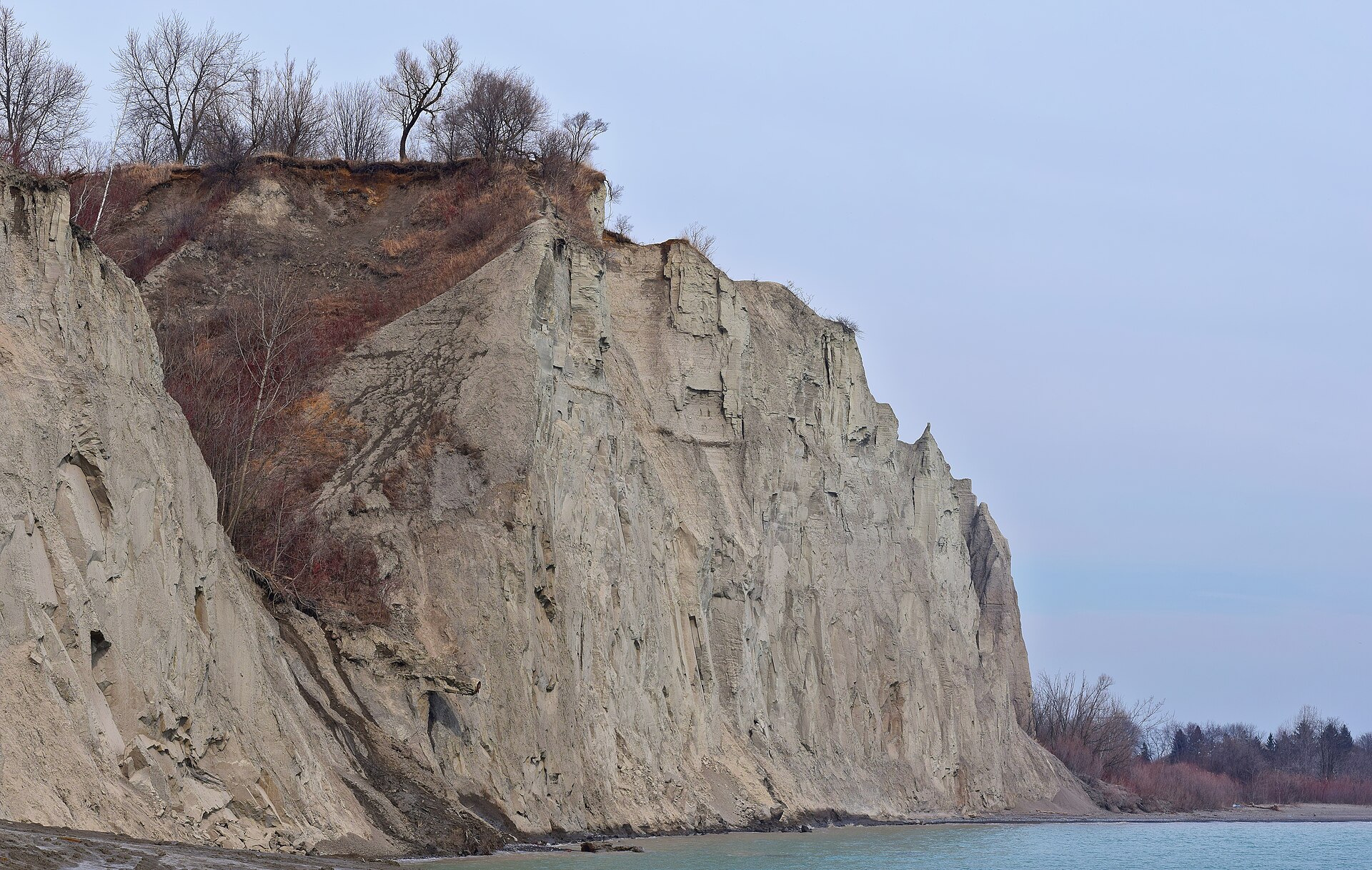 The Scarborough Bluffs rising above the Lake Ontario shoreline in east Toronto